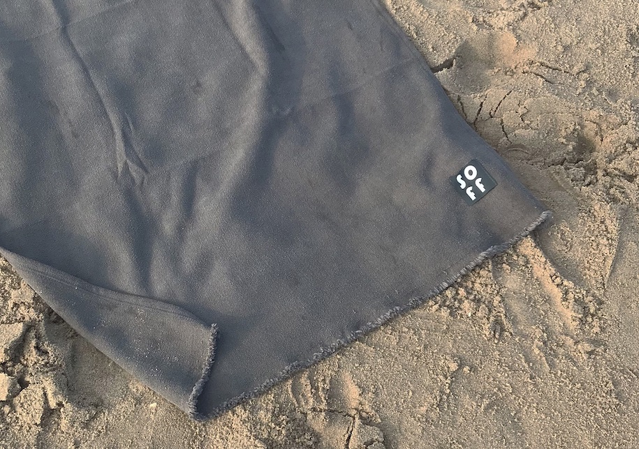 サーフィンに最適な優れた次世代タオル「SOFF Towel」