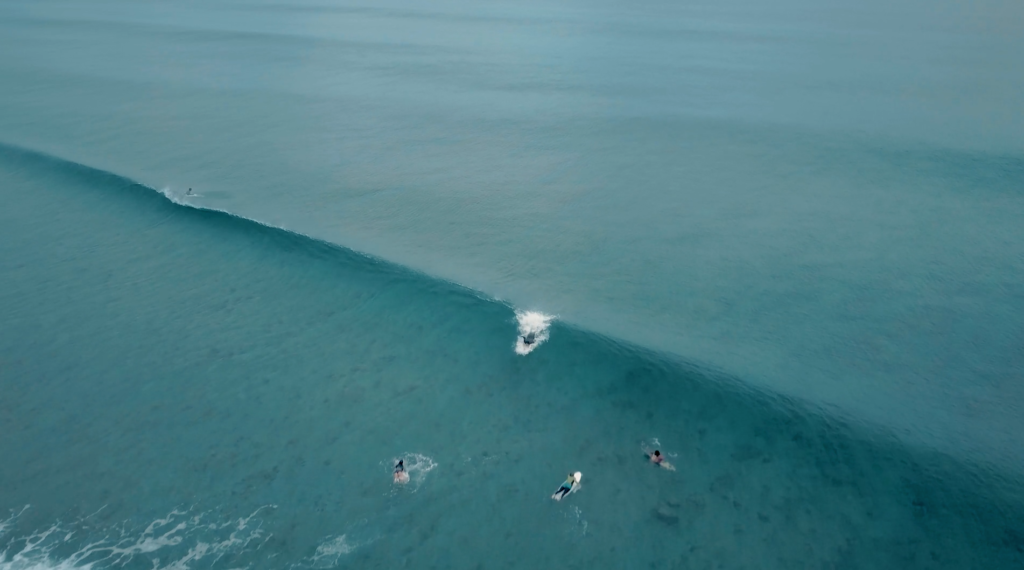 すべてのサーファーが夢見る夢のような光景 モルディブ サーフィン動画 Waval サーフィンと自然を愛する人のサーフメディア