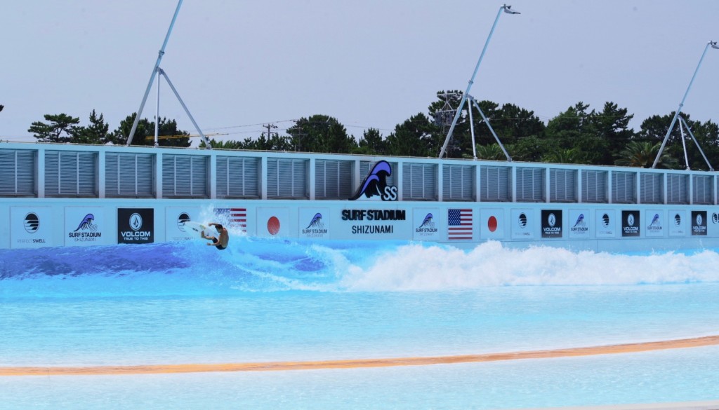 ウェイブブール静波サーフスタジアムで『第3回ジャパンオープンオブサーフィン』の開催が決定