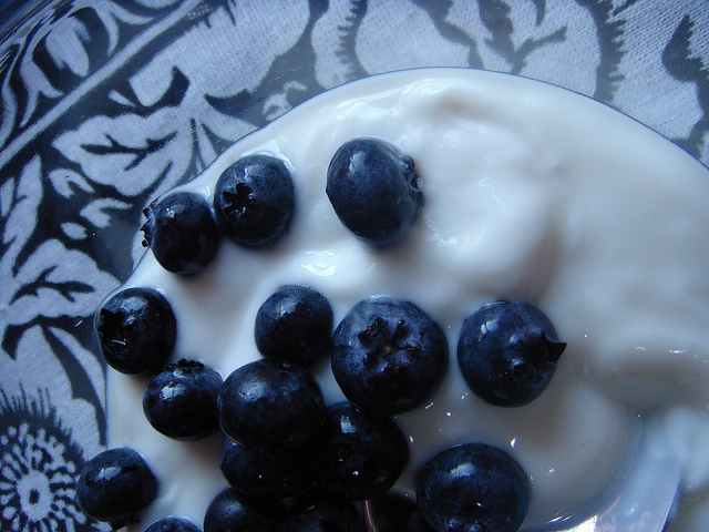 Blueberries_yogurt