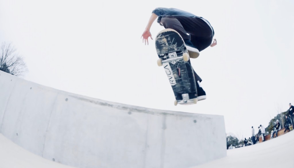 Skateboardtv スケートボーダー高橋賢人 スケボーの練習方法 技の習得方法は Waval サーフィンと自然を愛する人のサーフメディア