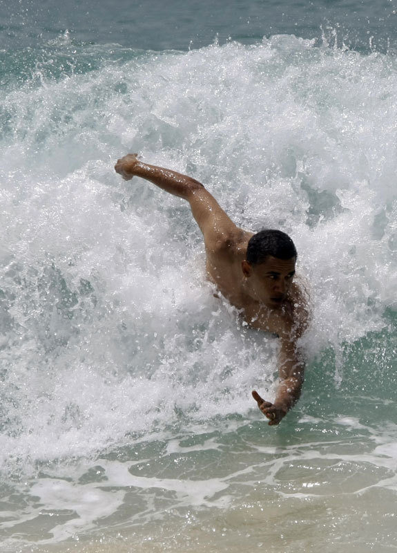 obama_bodysurfin